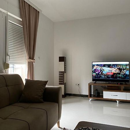 Capital Apartment Prishtina Приштина Экстерьер фото