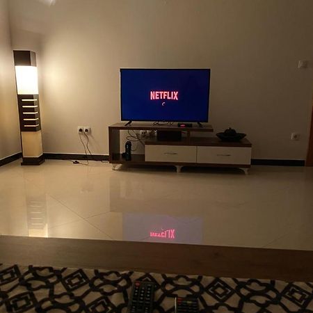 Capital Apartment Prishtina Приштина Экстерьер фото