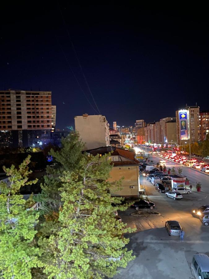 Capital Apartment Prishtina Приштина Экстерьер фото